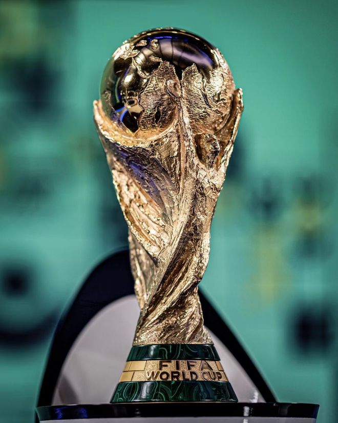 莱奥得到更 莱奥得到更