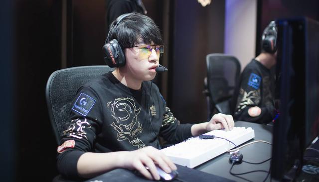 通过引进恩 通过引进恩