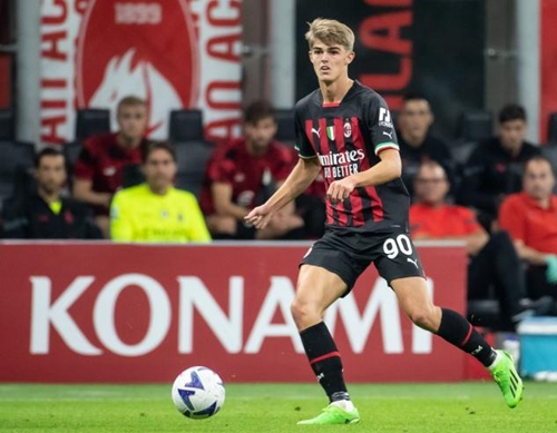 雪运动迈向 雪运动迈向